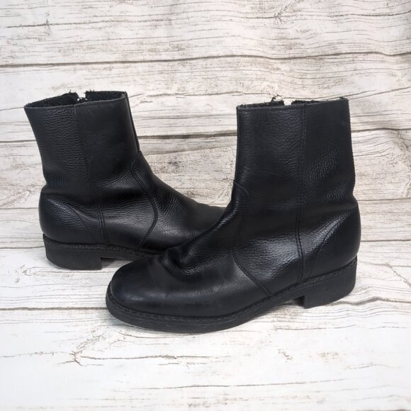 Shoes - Inouk Lined Black Leather Zipper Closure Boots Women Size 7